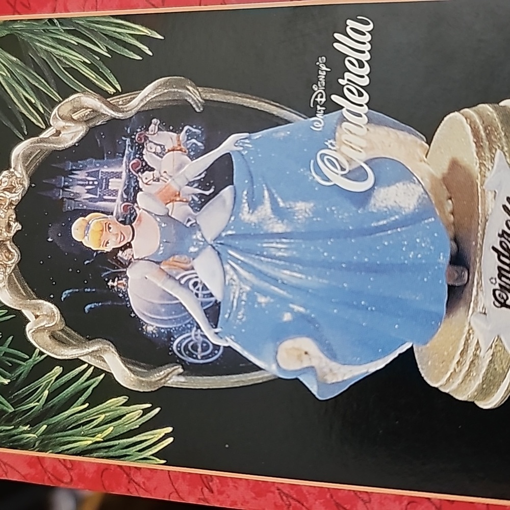 Disney Cinderella 1997 Ornament Hallmark